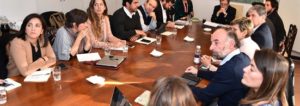 Accion Colectiva x la Educación y Ministro Varela