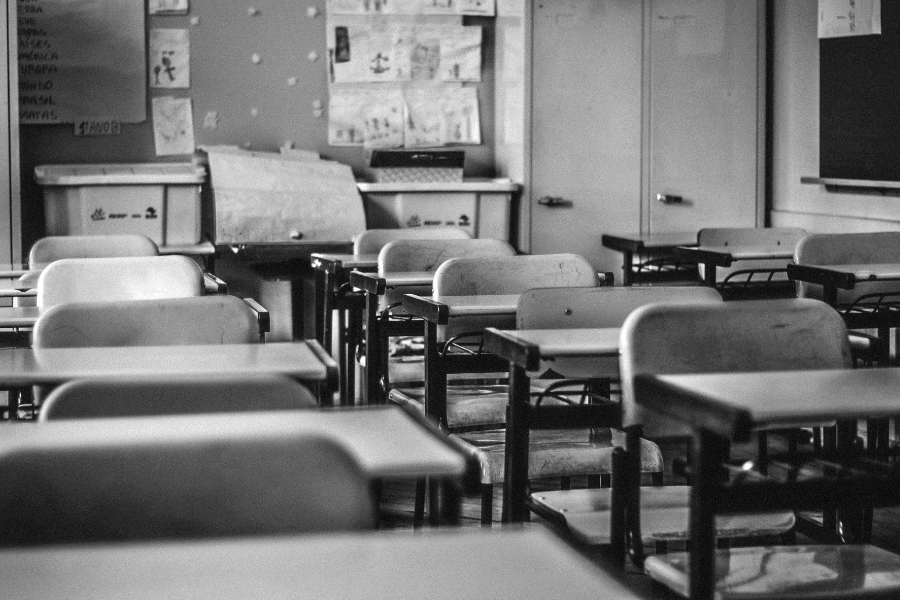 Junto a expertas y expertos en educación, aportamos nuestra visión sobre los desafíos que deben asumir los programas presidenciales